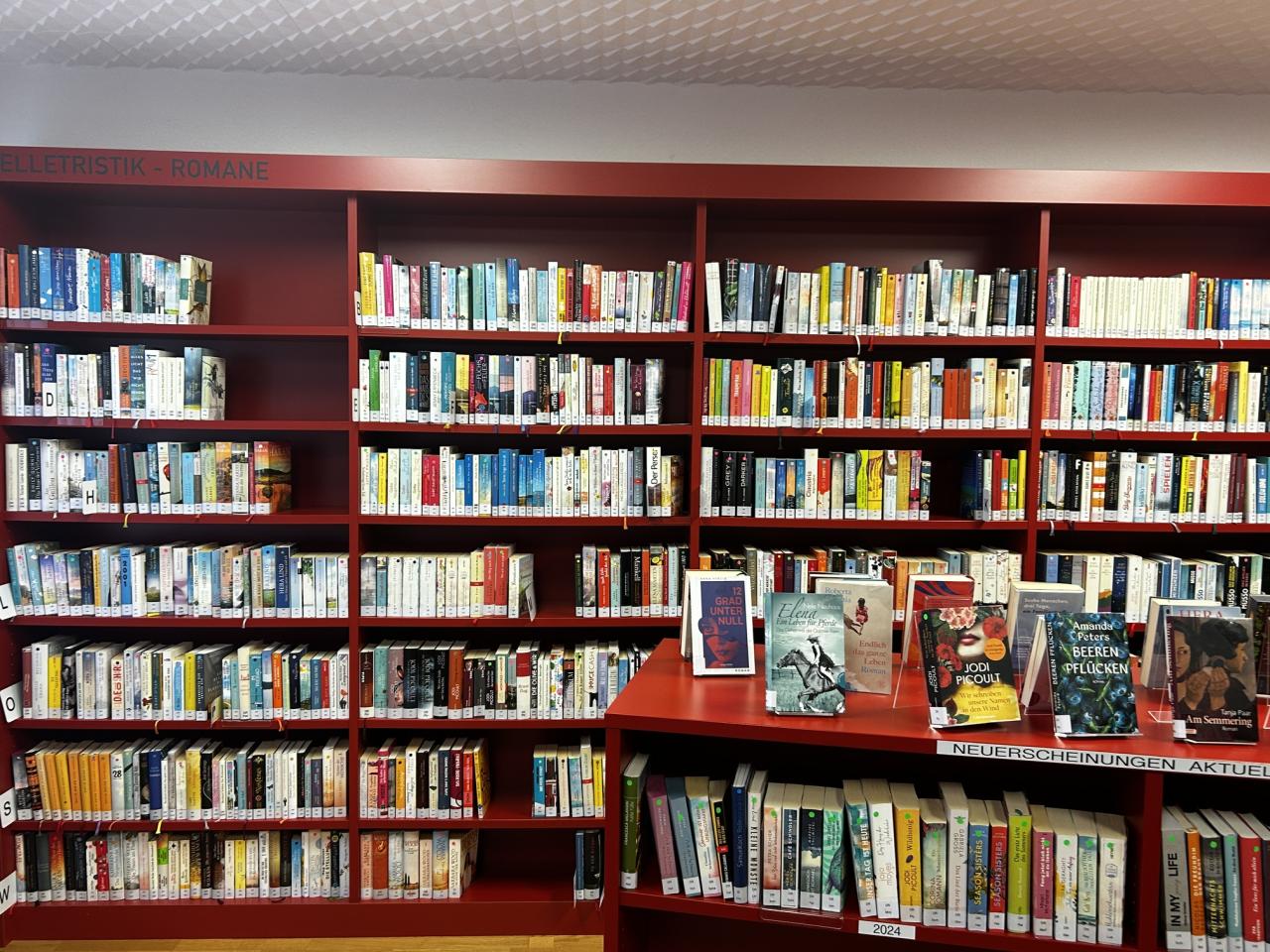 Bibliothek innen