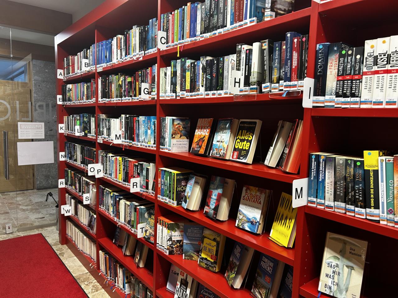 Bibliothek innen